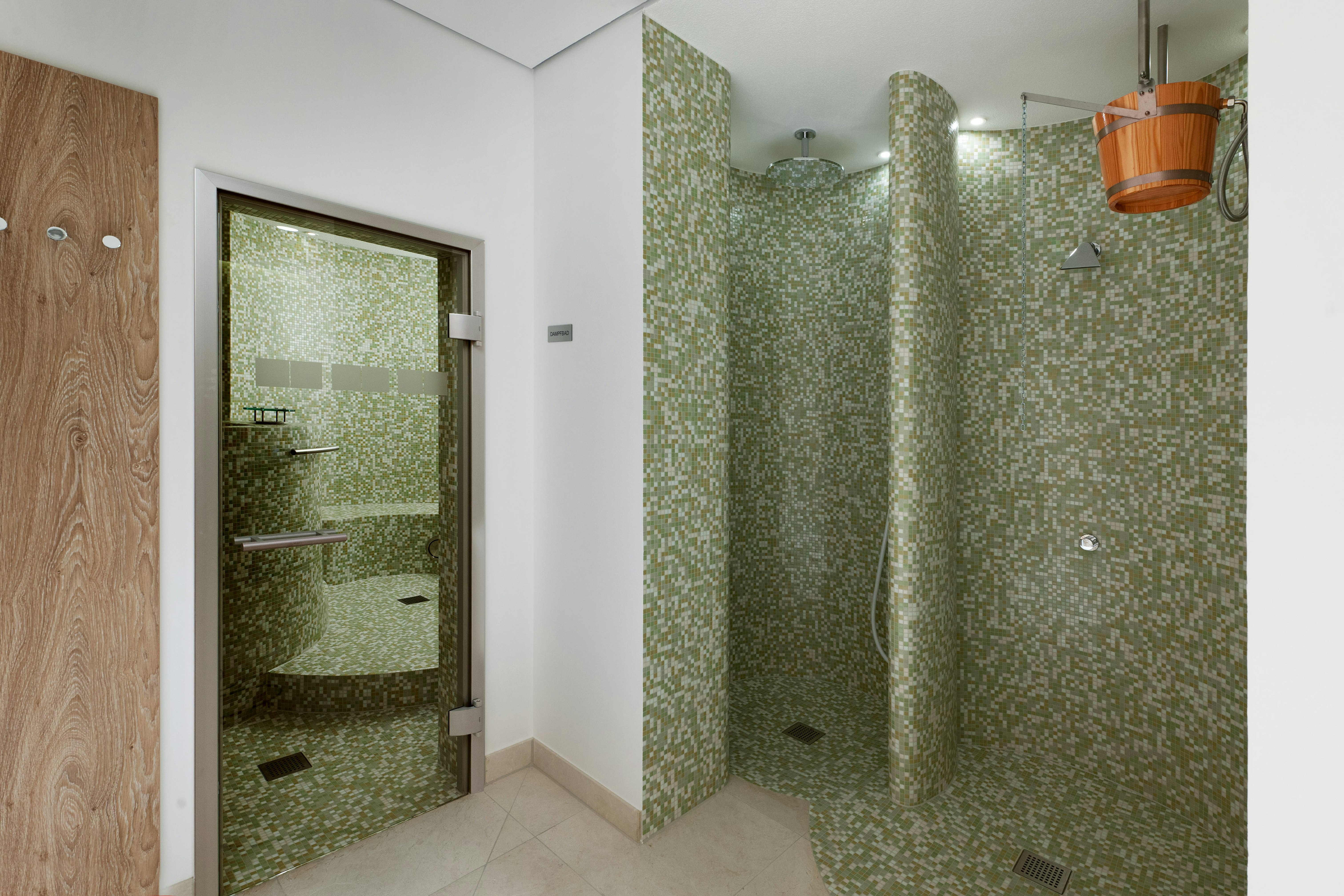 Hilton Garden Inn Davos Hotel 74/76