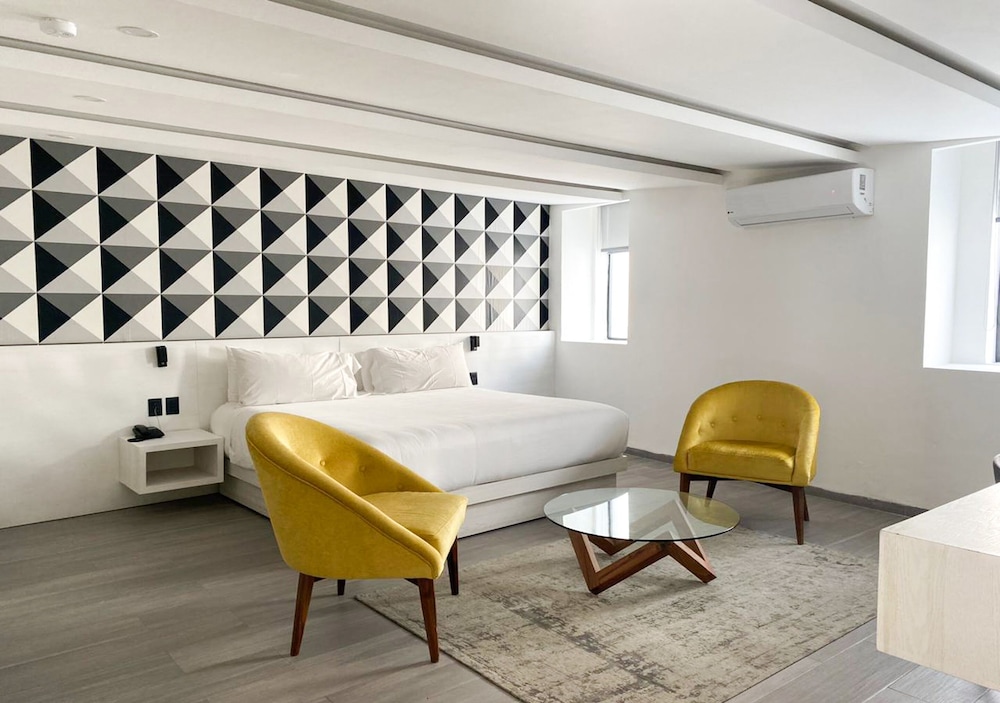 The Andy Hotel 26/64