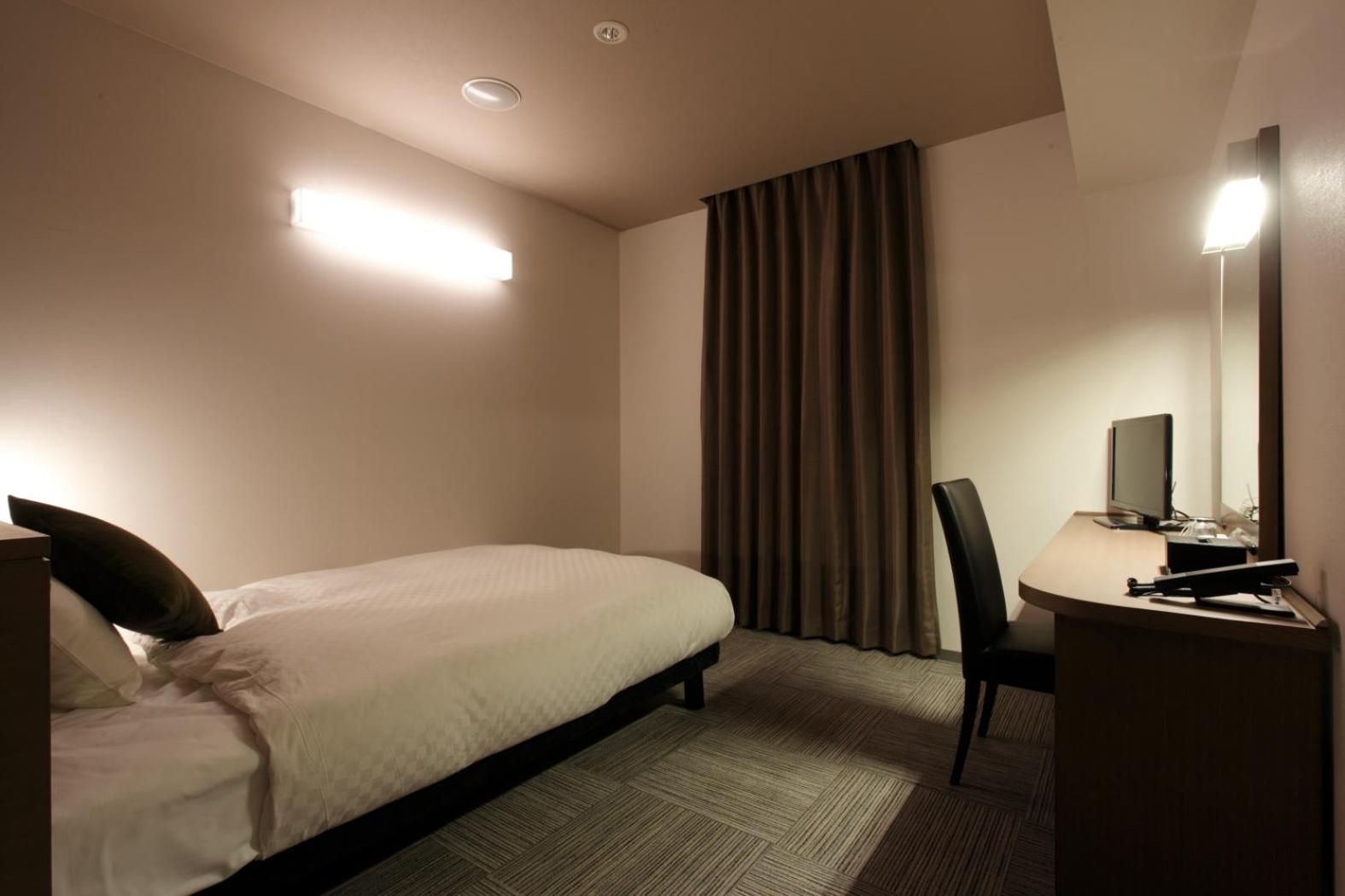 Green Sky Hotel Takehara 18/32