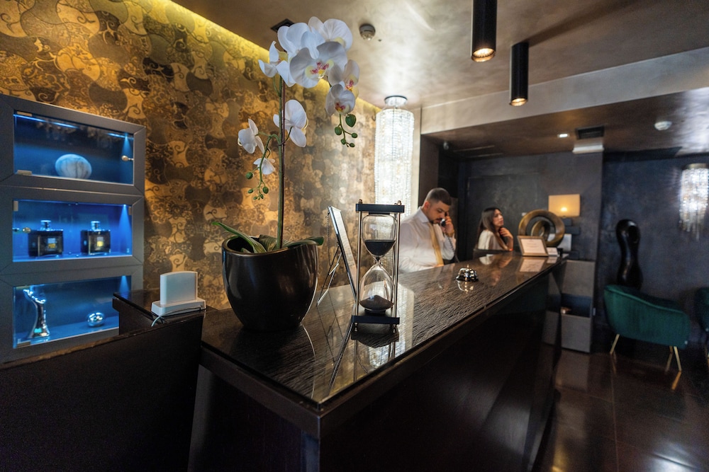 Lobby at Divina Luxury Hotel, ROME