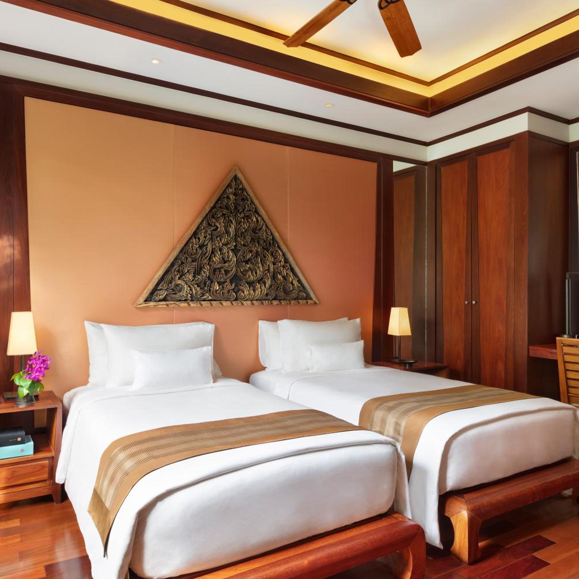 3 Bedrooms, Pool, Penthouse, Suite