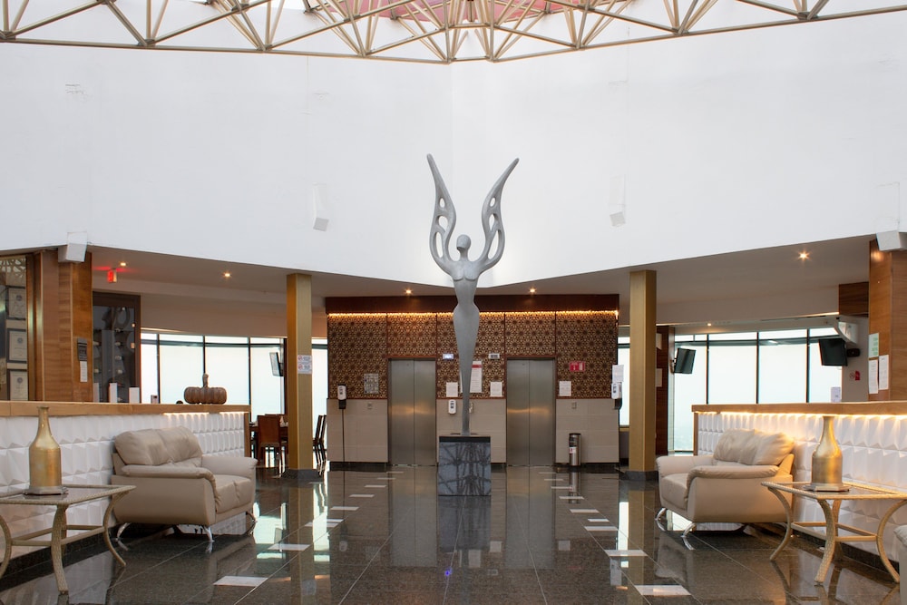 Holiday Inn Queretaro Zona Diamante 7/50
