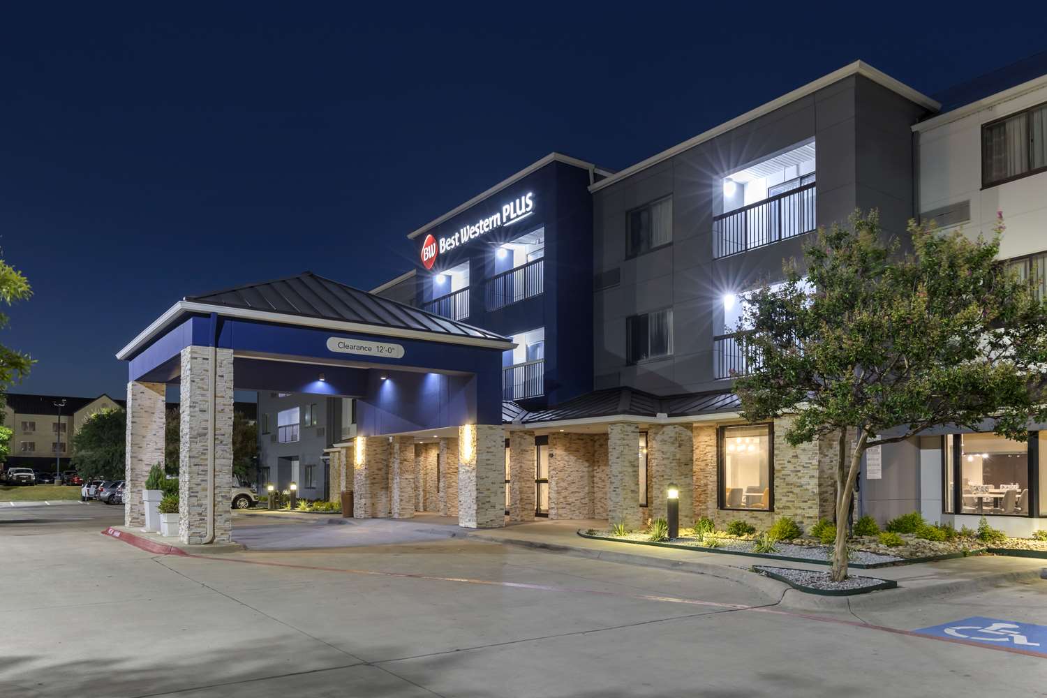 Best Western Plus Fort Worth North 31/34