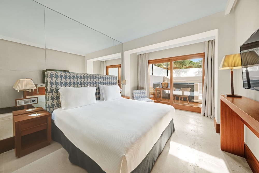 Gecko Hotel and Beach Club 13/50
