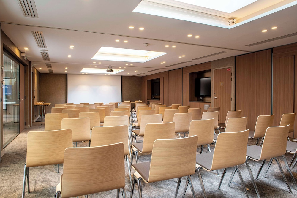 Radisson Blu Hotel, Rouen Centre 66/77