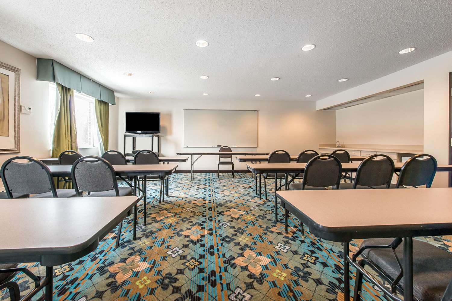 Comfort Inn Weirton - Steubenville 34/39