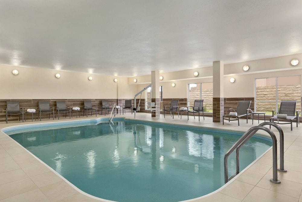 Fairfield Inn & Suites Houston Humble 6/38