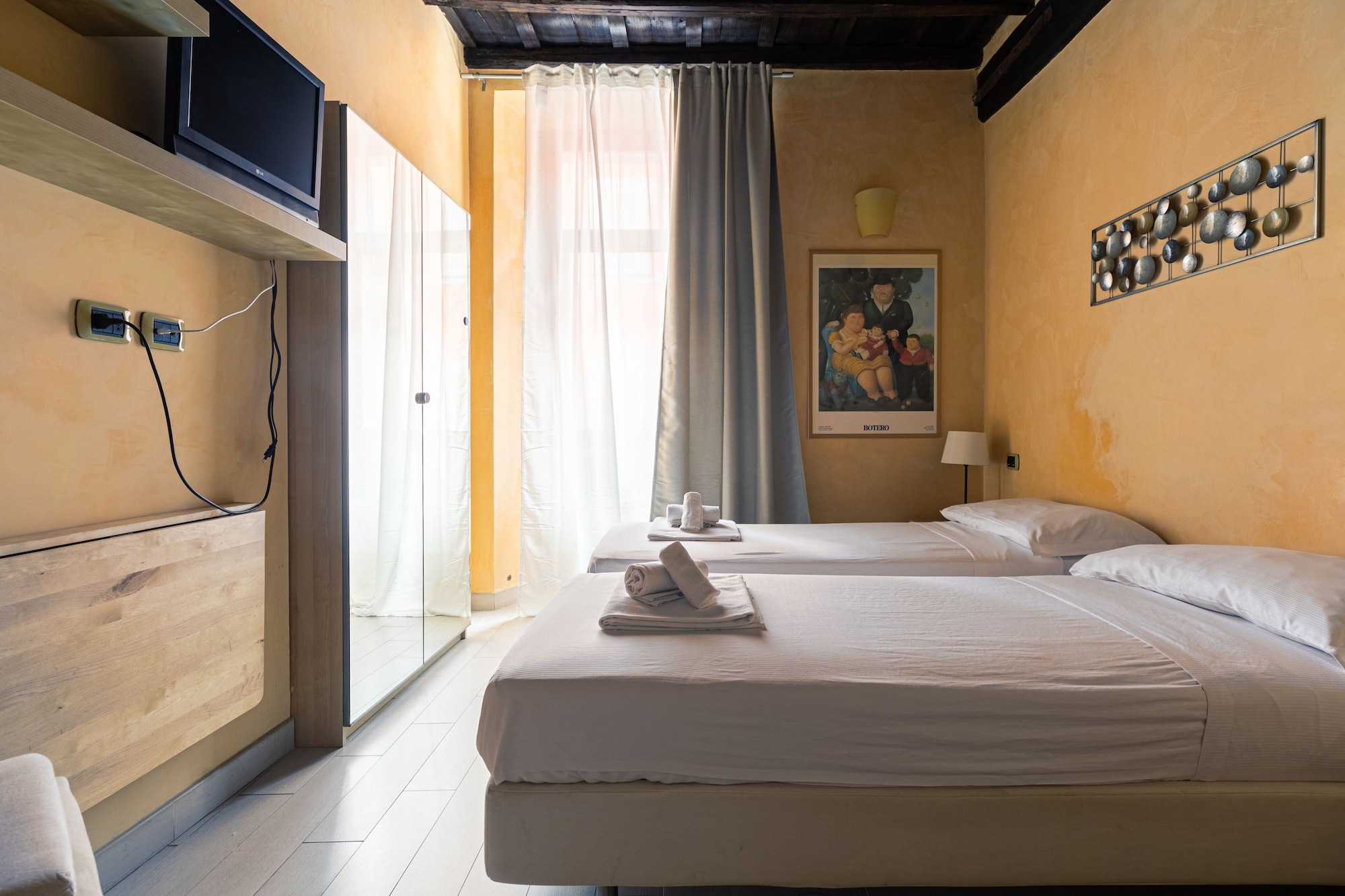 1 Bedroom, Economy, Double Bed, External Bathroom