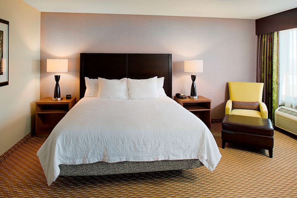 Hilton Garden Inn Hartford North/Bradley Intl Airport 8/50