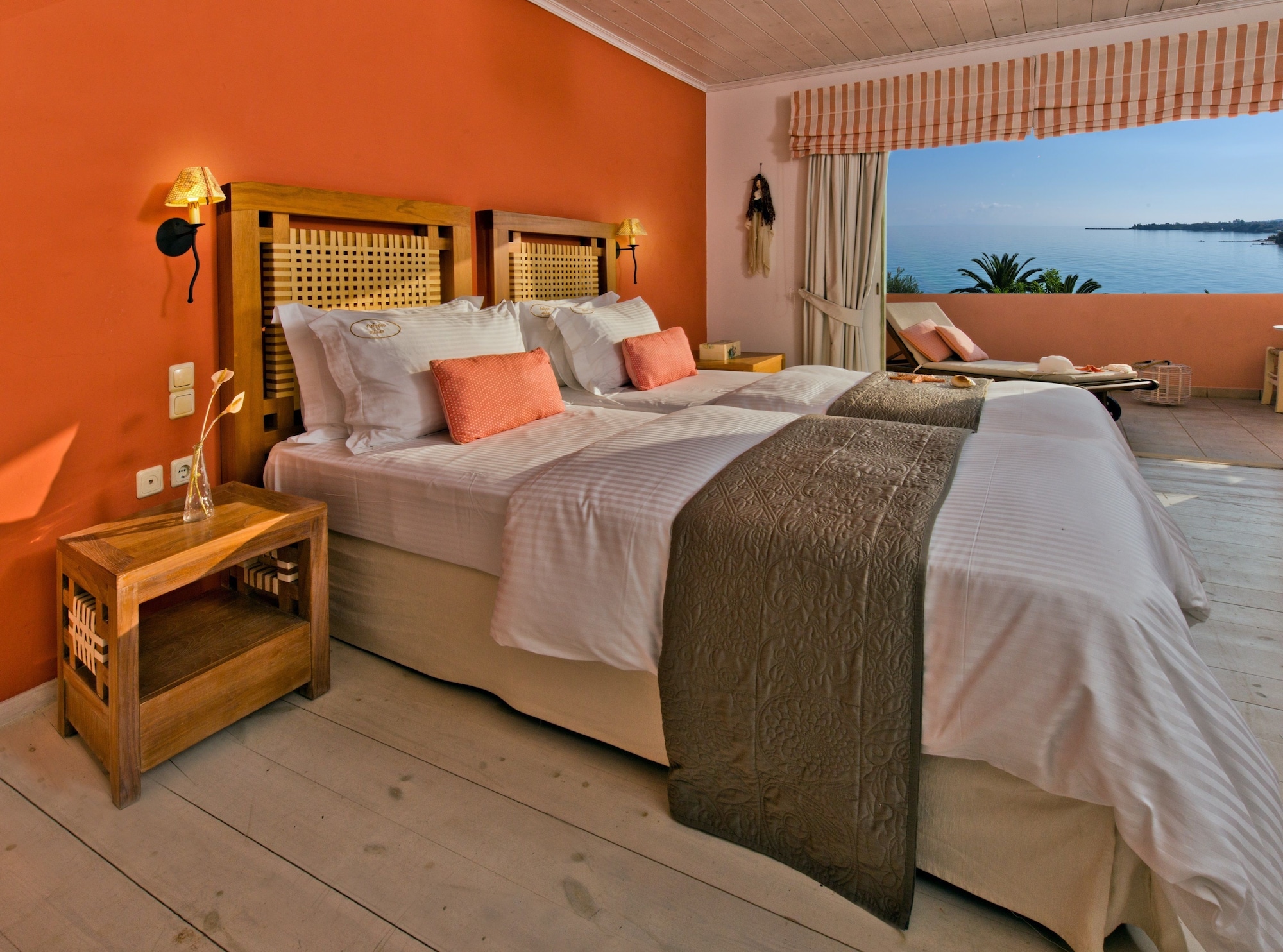 2 Bedrooms, Deluxe, Suite, Queen and Twin Beds, Beach Front، Calypso Villas Zakynthos 4/7