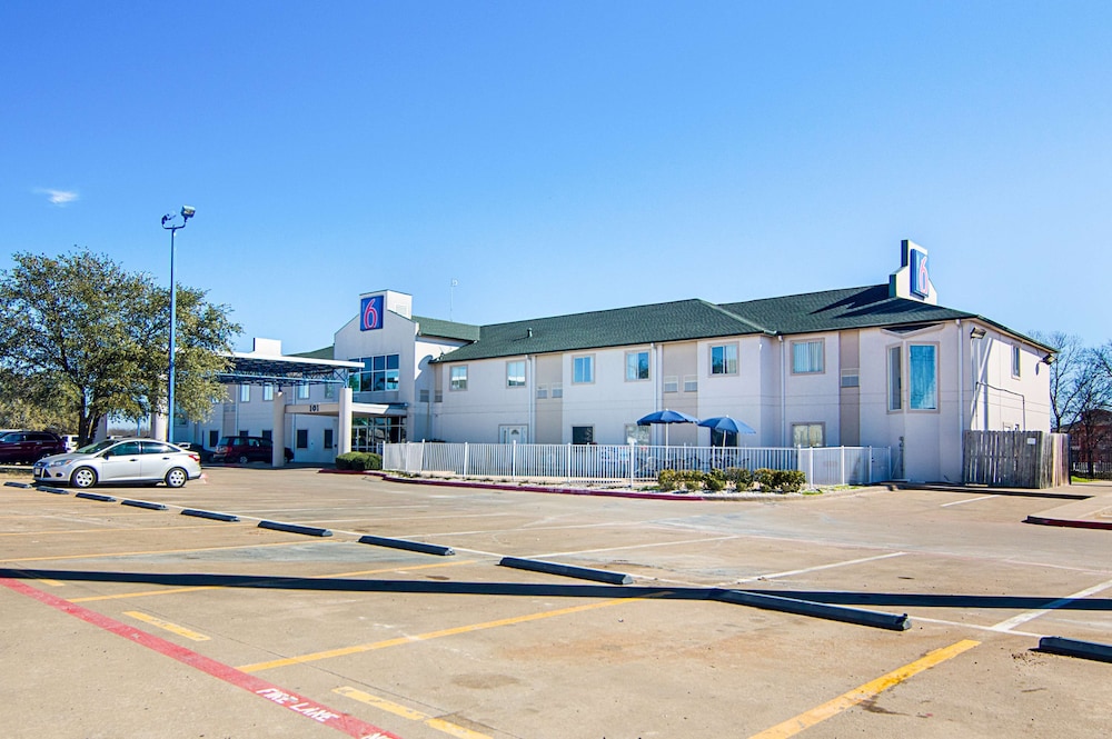 Motel6 Terrell, TX 41/58