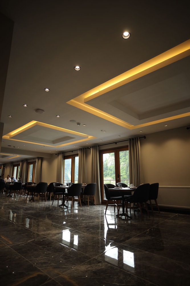 Pazarcik Mountain Hotel 40/50