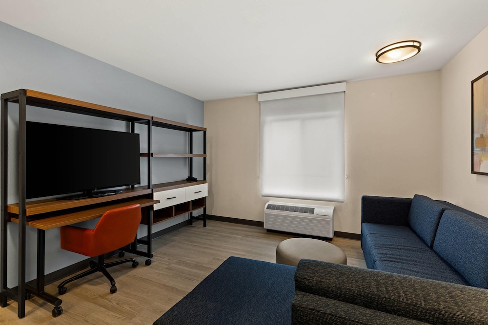 Everhome Suites Panama City Beach - 30A 40/60