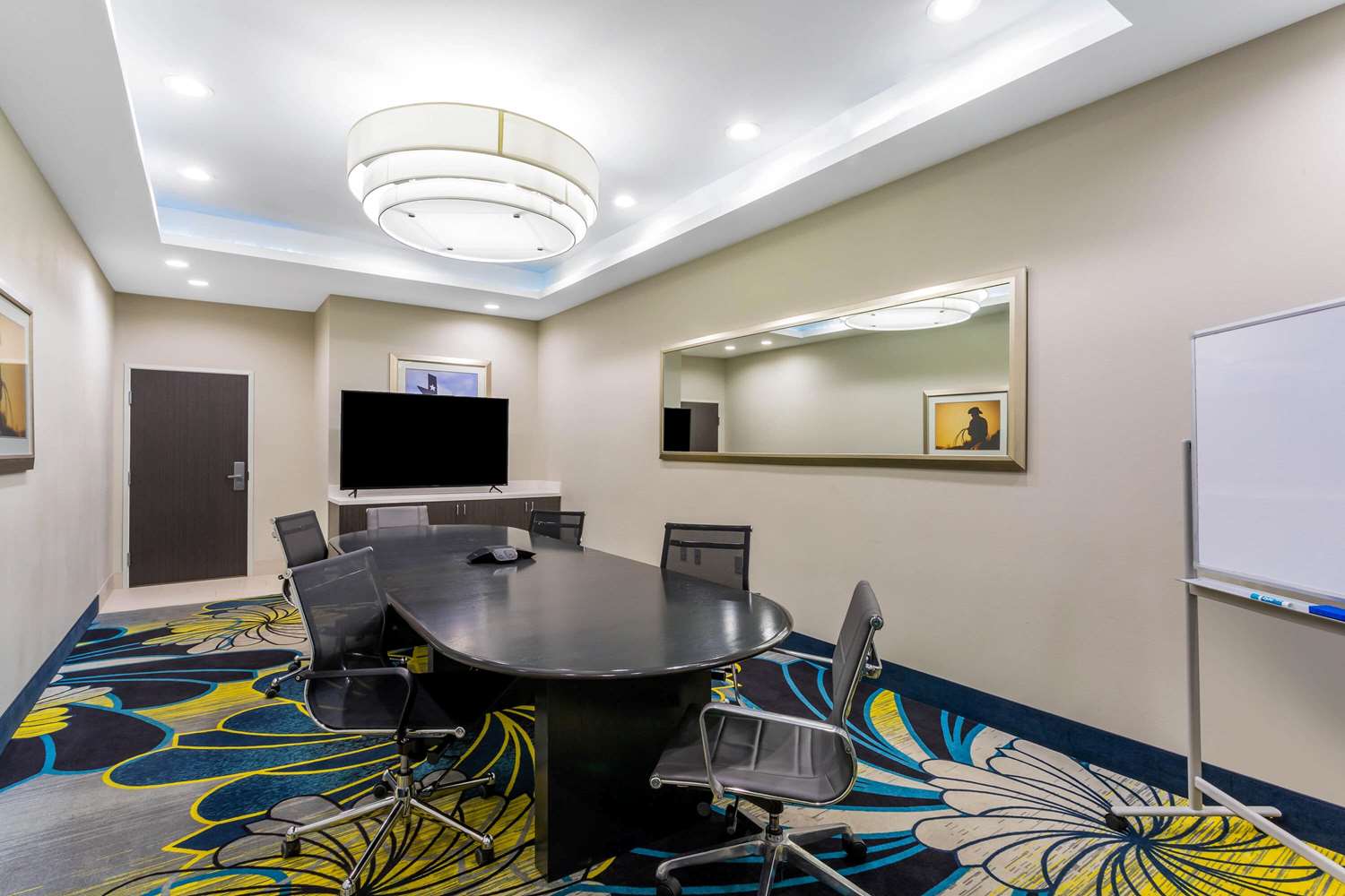 La Quinta Inn And Suites Odessa North Sienna Tower 18/29