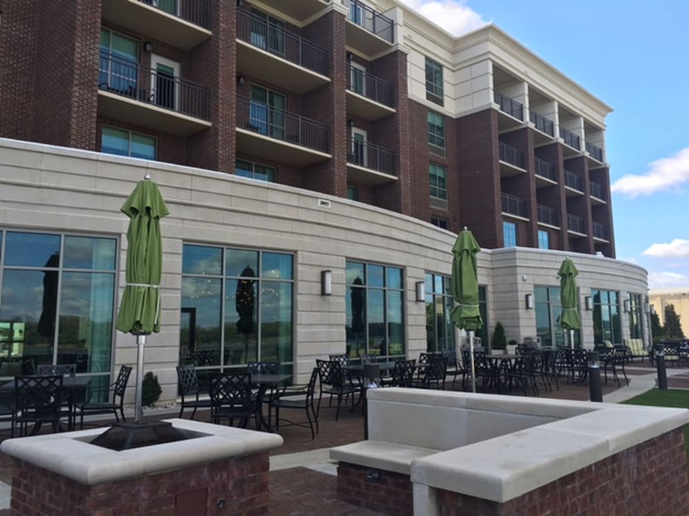 Holiday Inn Paducah Riverfront 3/78