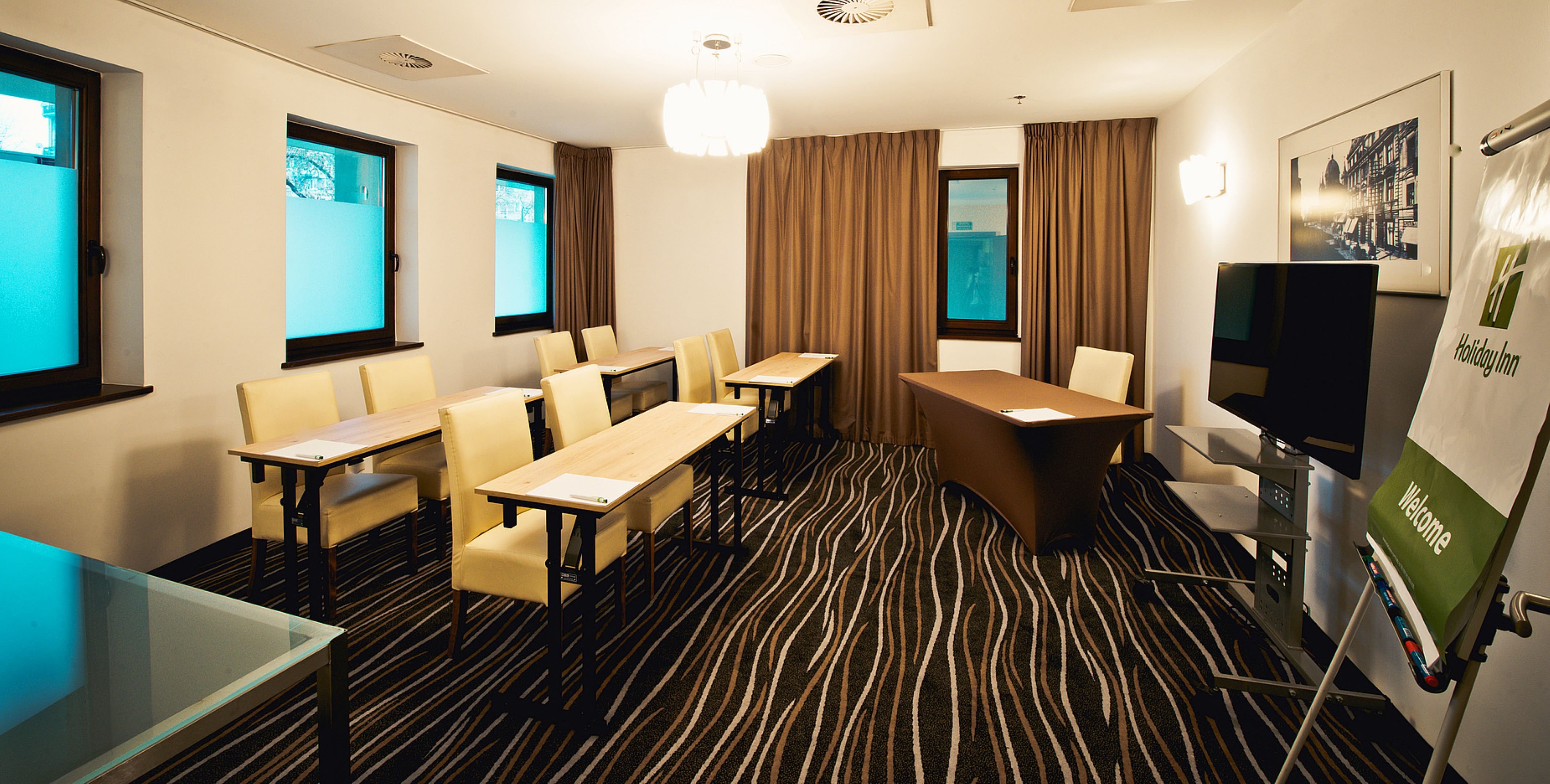 HOLIDAY INN LODZ 32/50