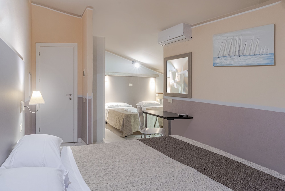 Albergo Serena 6/44