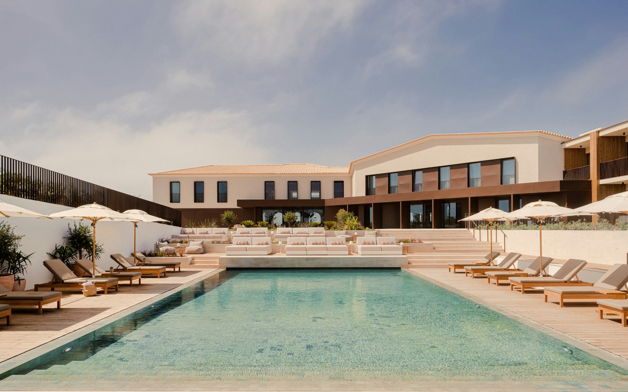 Aethos Ericeira 10/12