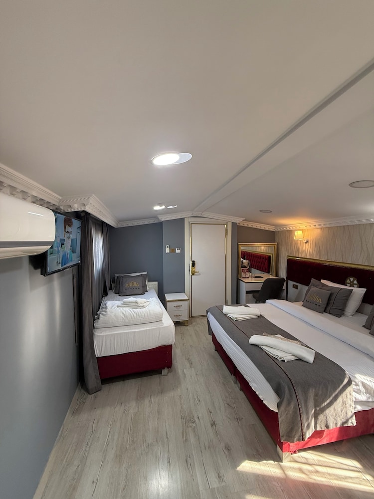 Rhythm Hotel 16/50