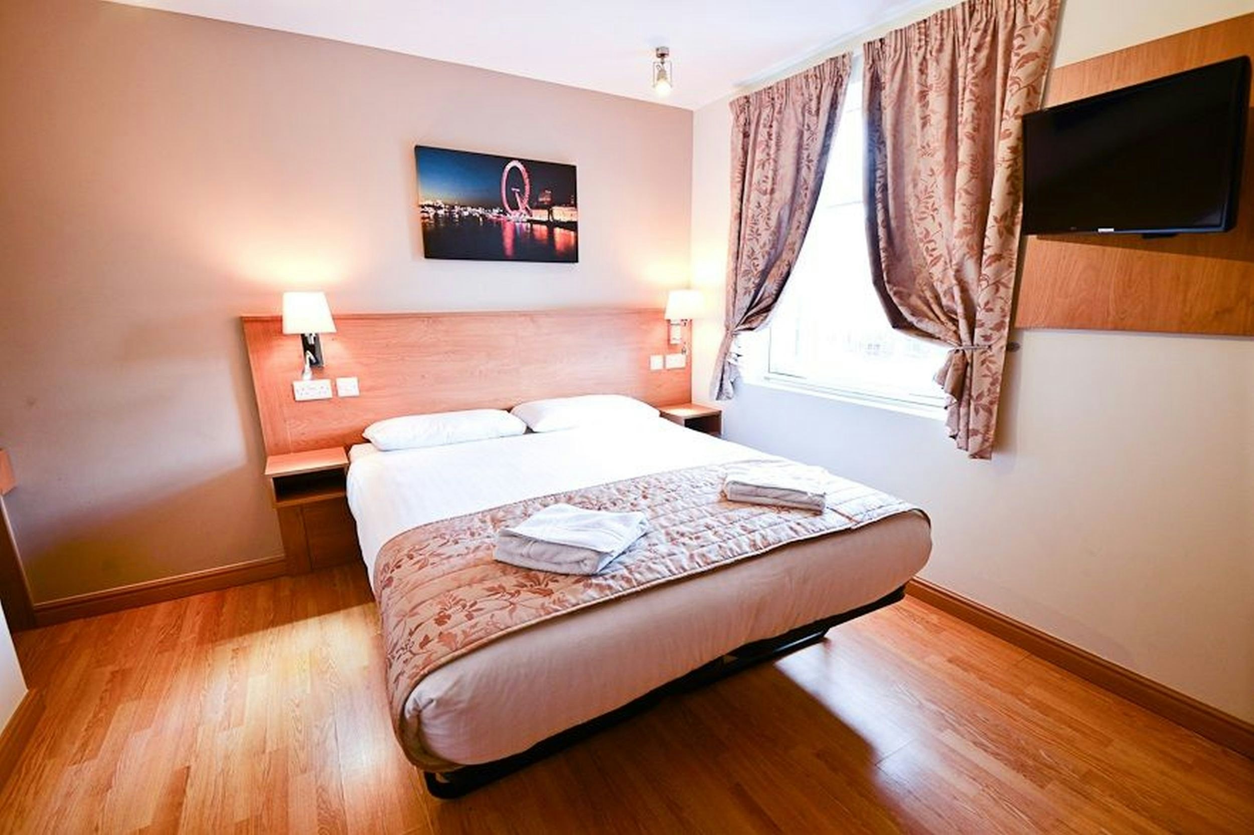 Kings Cross Inn Hotel 28/46