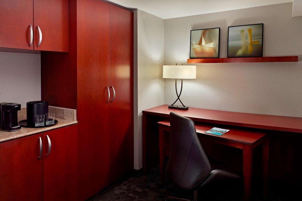 Sonesta Select Atlanta Cumberland Galleria 15/47