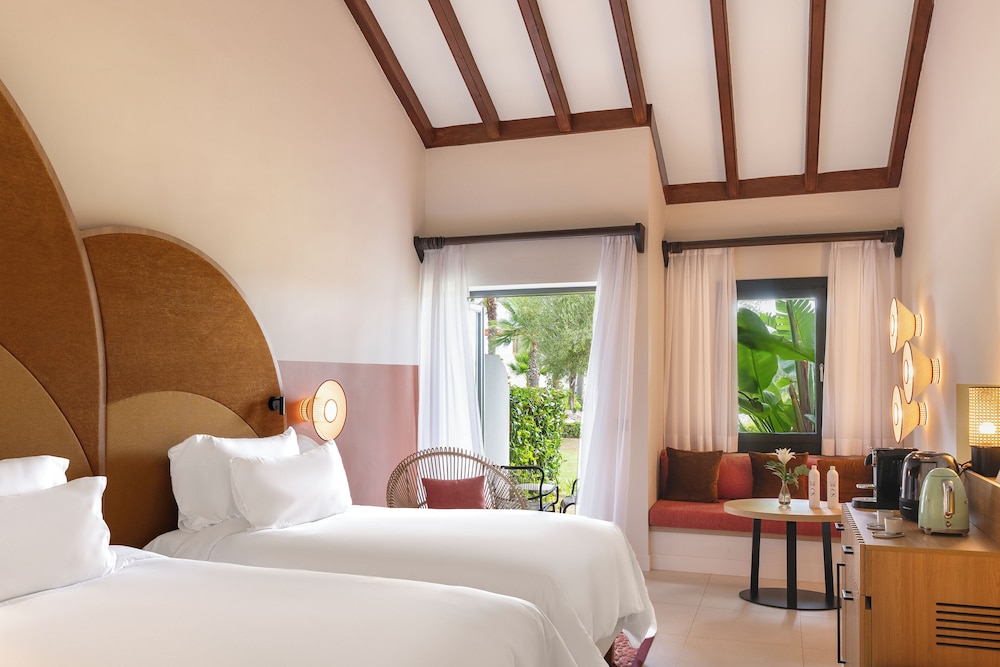 So Comfy, Comfort, Twin Beds, Terrace