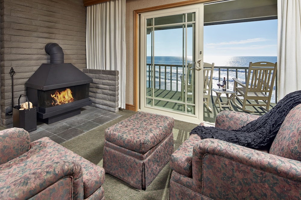 Cavalier Oceanfront Resort 39/67