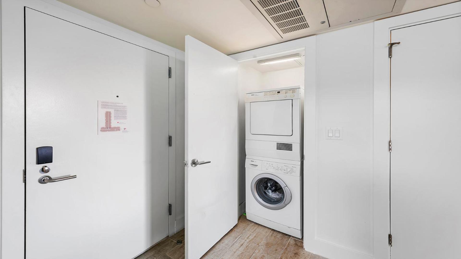 Luxurious Private Condo at 1 Hotel & Homes -945 5/28