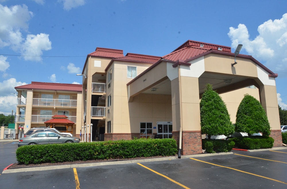 Days Inn by Wyndham Nashville Airport 18/26