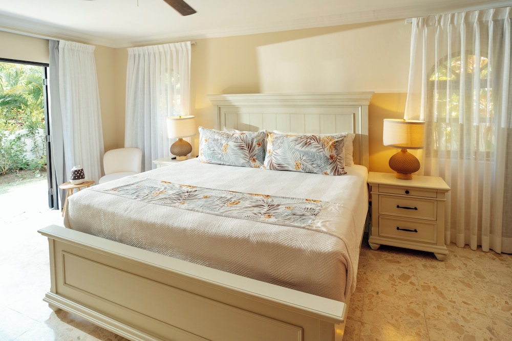 The Cliff 6 Bed Villa - All Inclusive 5/48