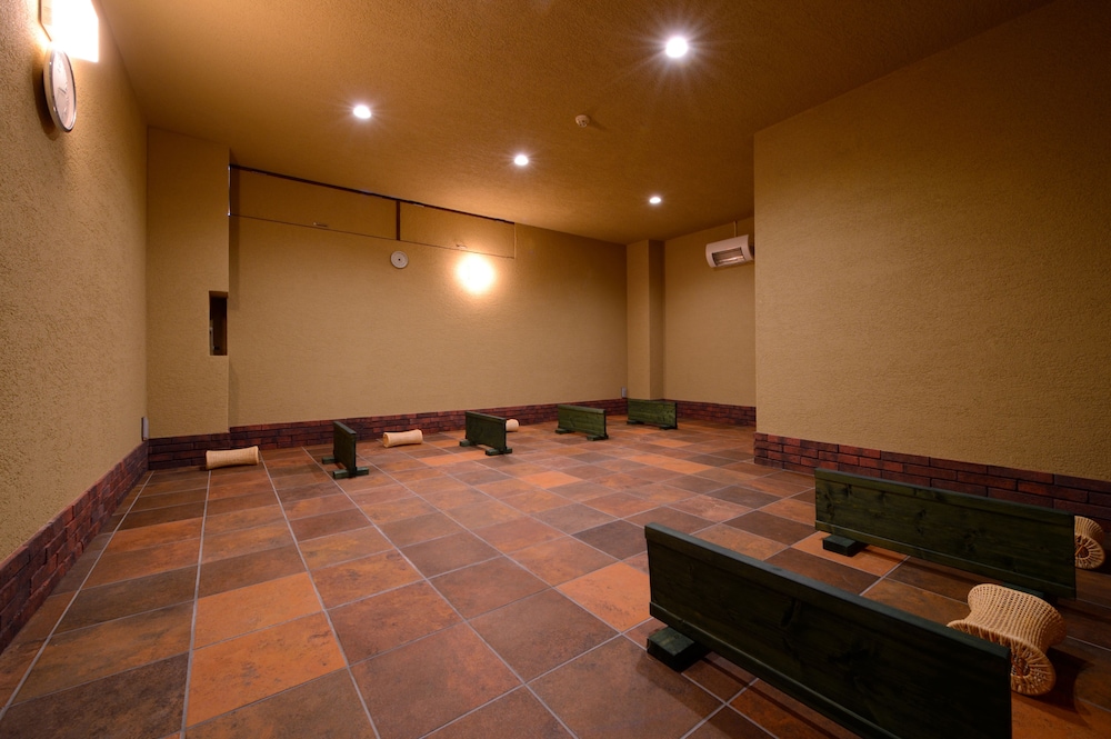 SAKAEYA HOTEL 6/22