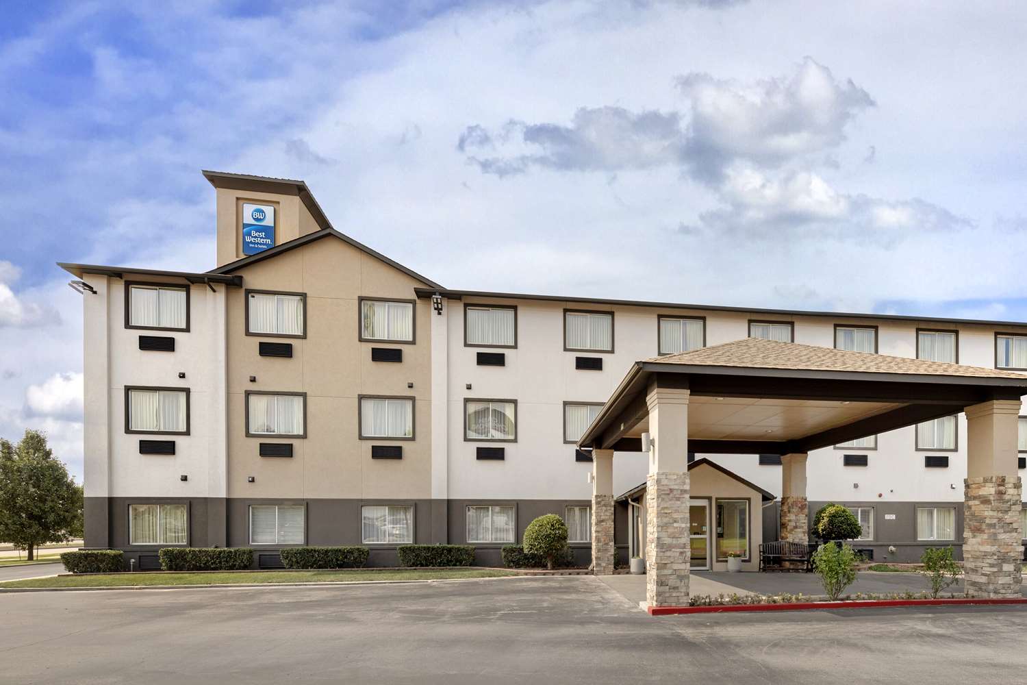 Best Western Greentree Inn & Suites 2/27
