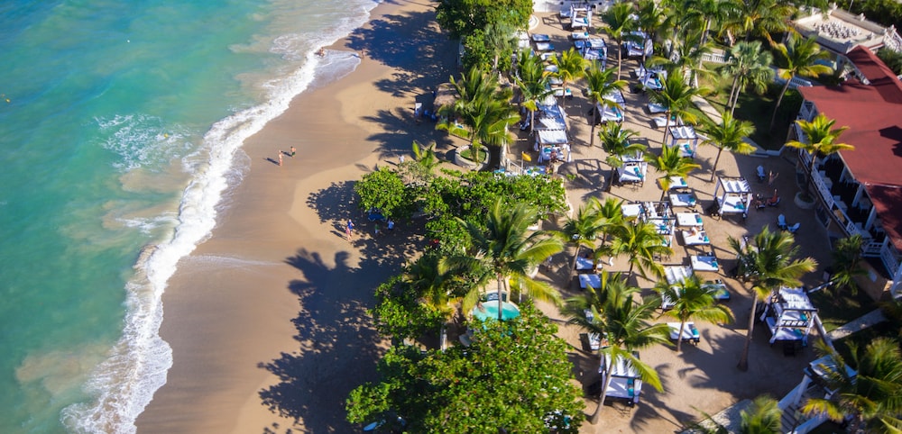 Lifestyle Tropical Beach Resort & Spa 30/40