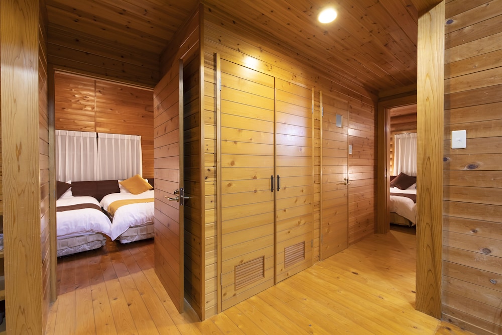 Goto Conkana Kingdom Winery and Resort 36/64