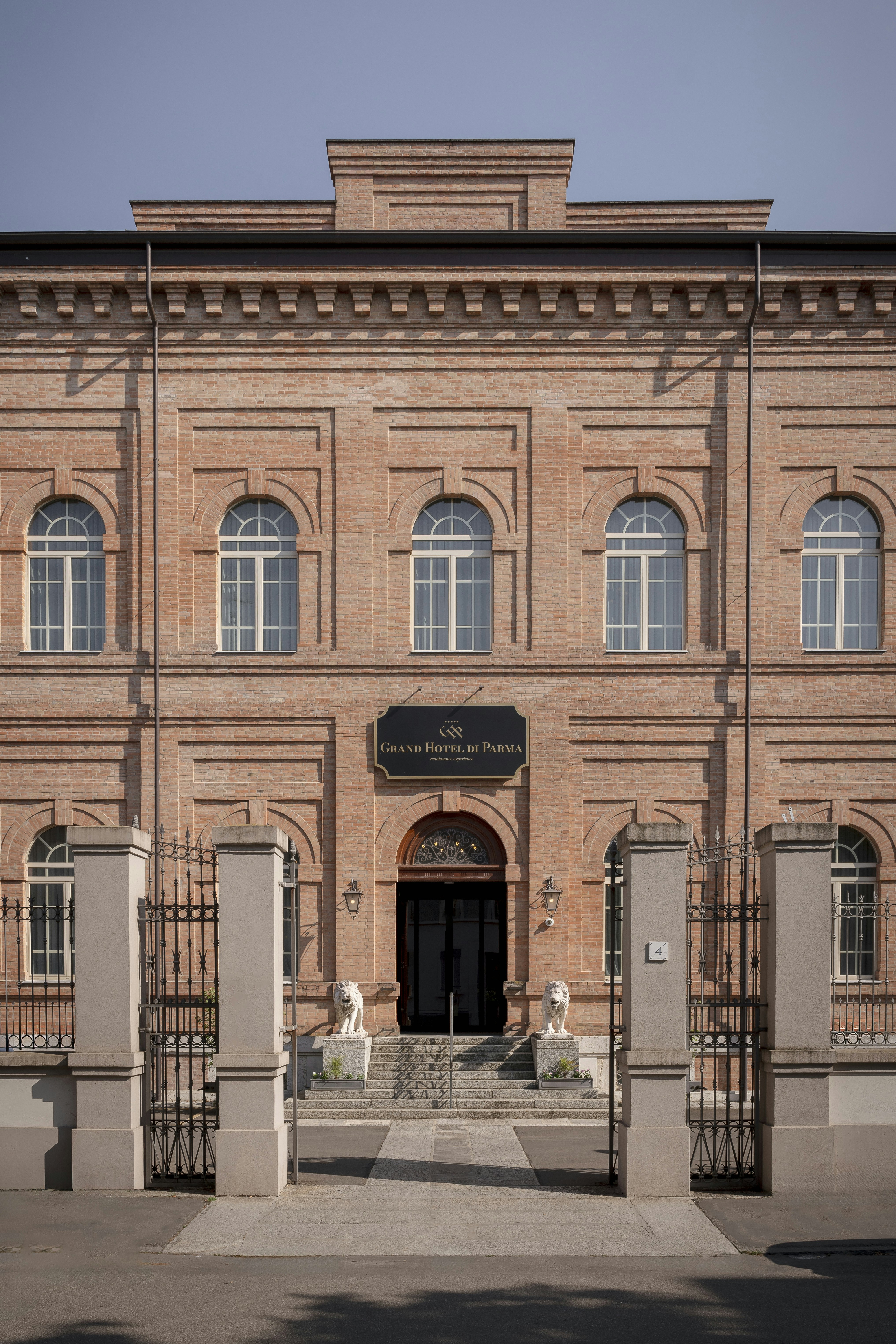 Grand Hotel di Parma / UNA Esperienze 5/52