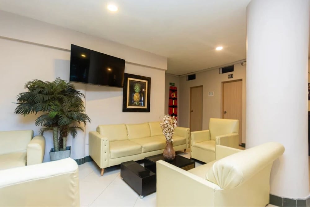 Hotel Villa Real 40/50