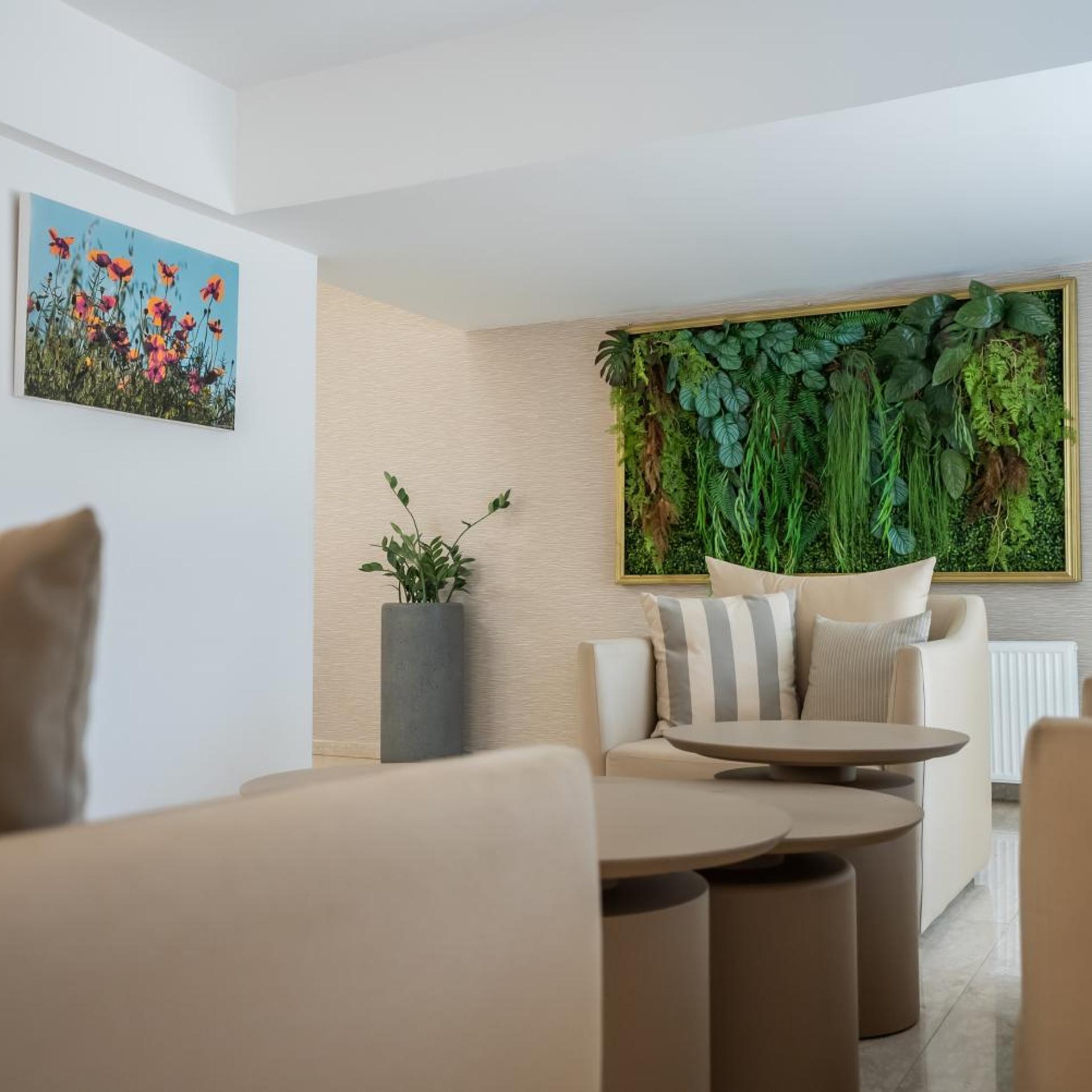 Liquid Hotel Apartments 45/62