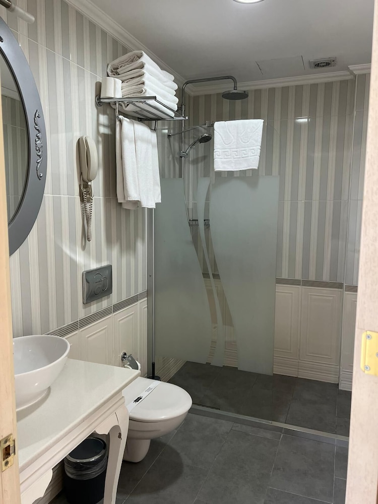 Muyan Suites 11/68