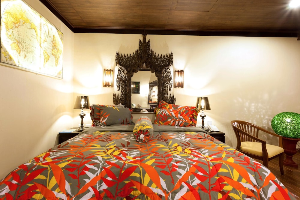 Tropica Bungalow Hotel 19/69
