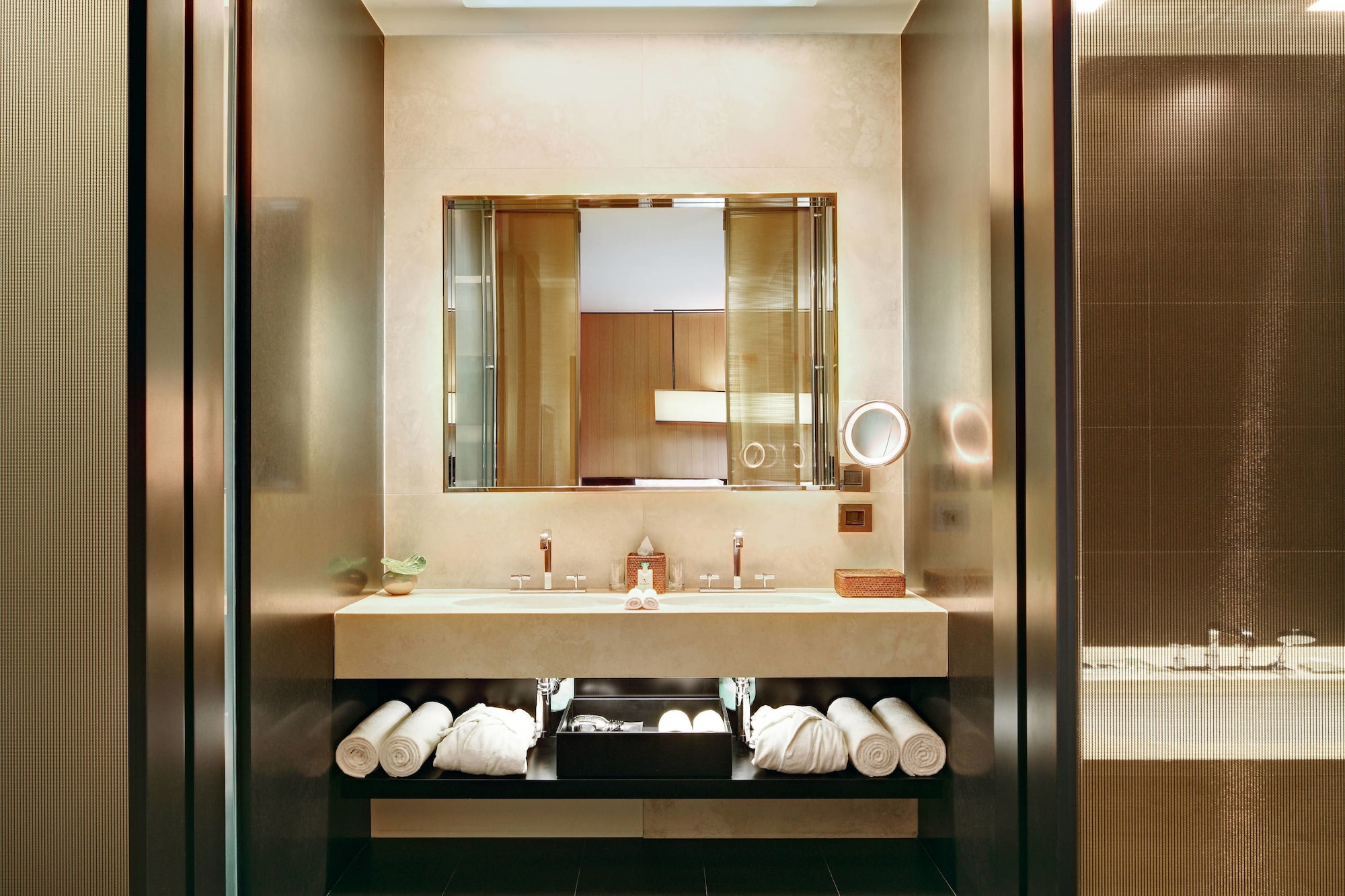 غرفة ديلوكس بسرير كينج، Bulgari Hotel Milano 10/10