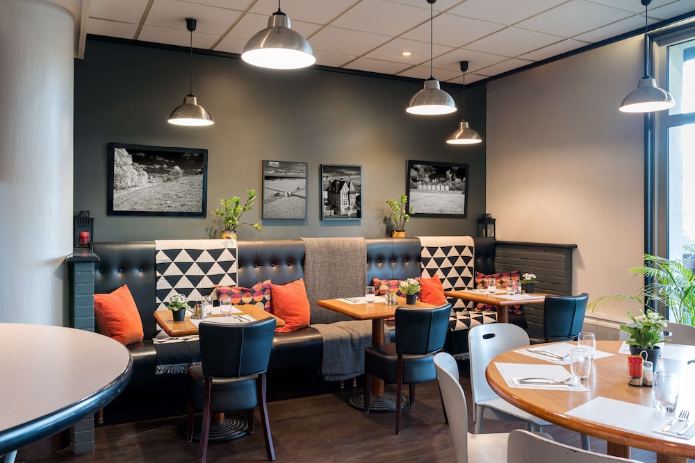 ibis Styles Paris St-Denis Pleyel 38/48