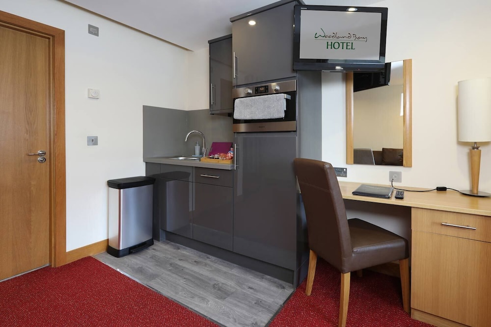 Woodland Bay Hotel 30/50