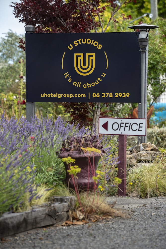 U Studios Masterton, SureStay Collection by Best Western 1/49