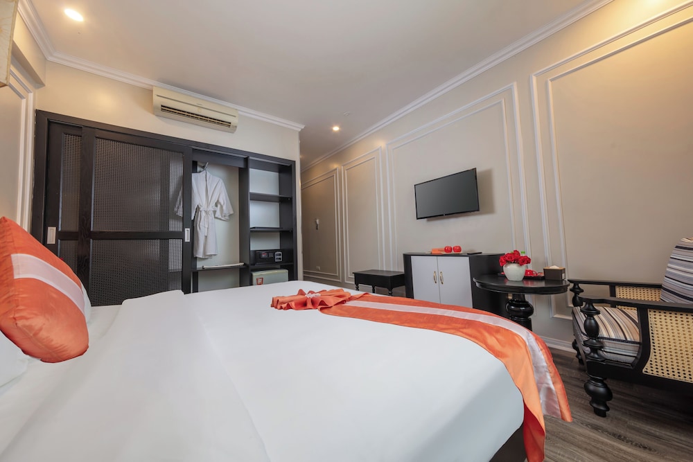 Omina Hanoi Hotel 20/50