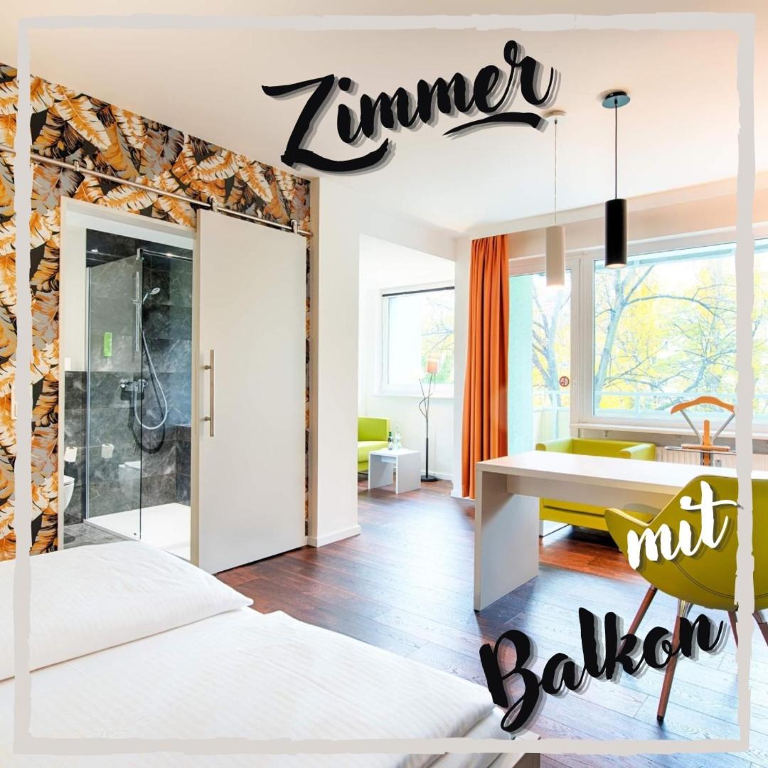 GARDEN, COMFORT, SINGLE, BALCONY