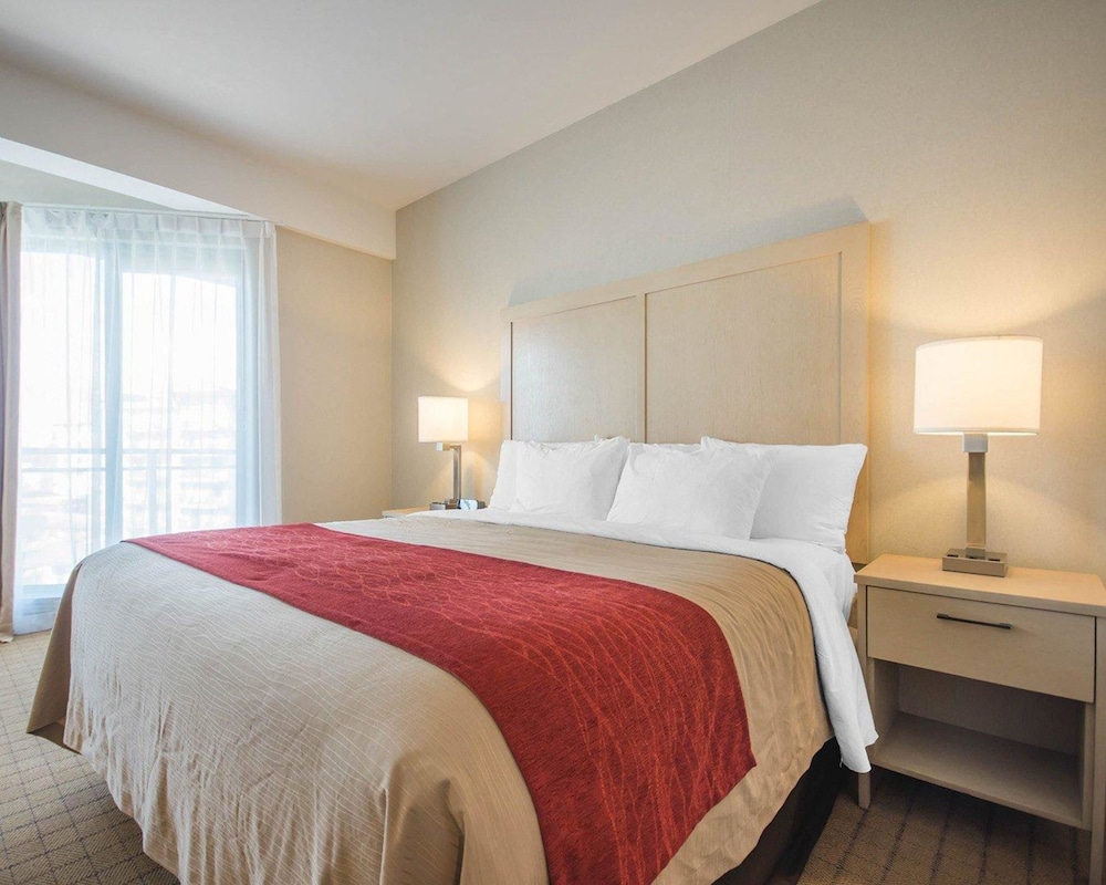 Comfort Inn & Suites Campbell River, BC 11/46
