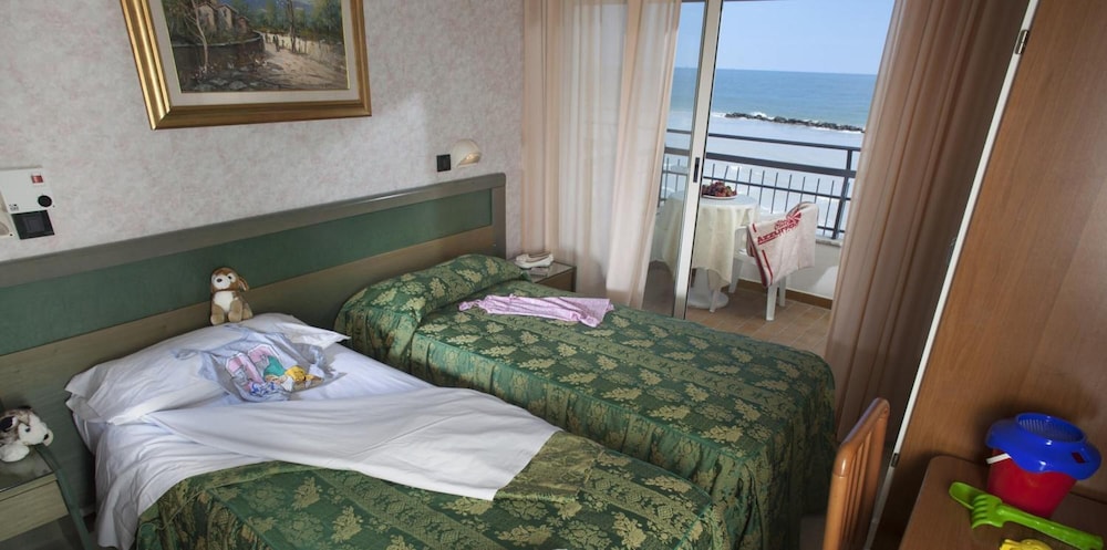 Hotel Classic 6/50