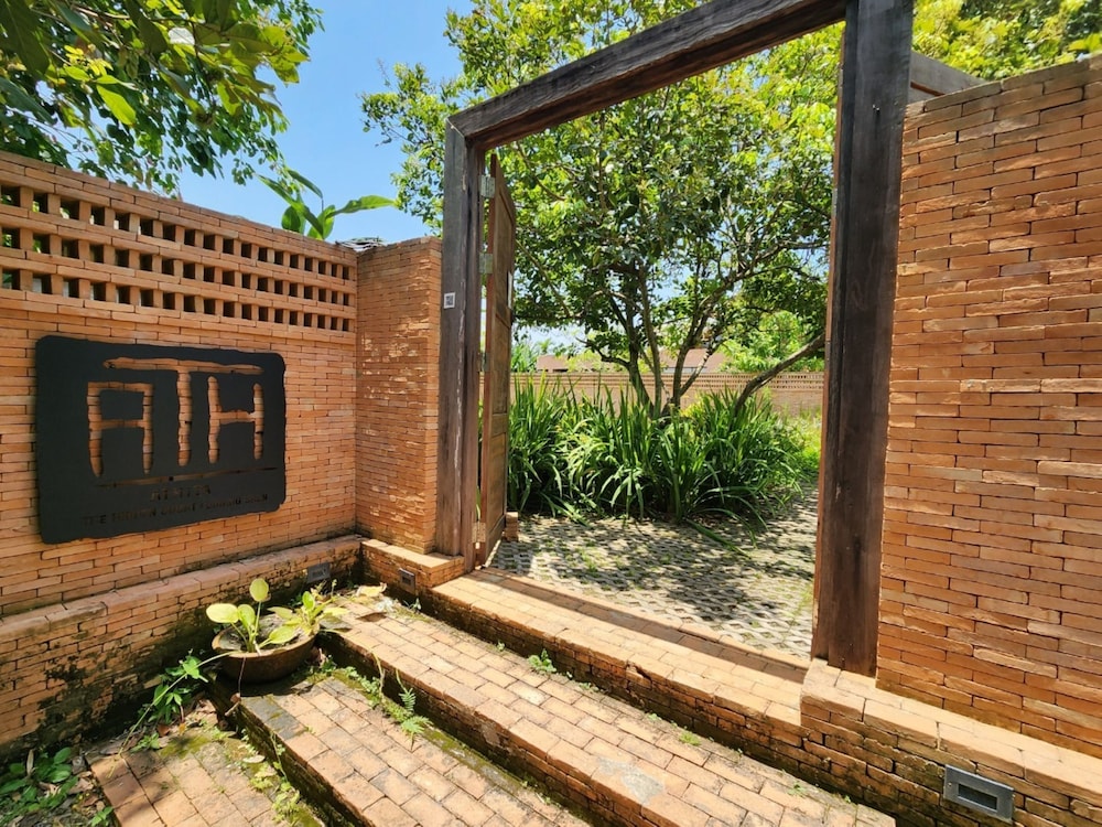 Athita The Hidden Court Chiang Saen 26/48