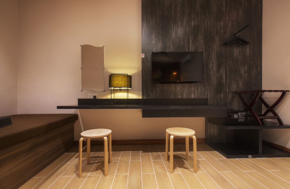 Hotel Twenty 8B 25/40