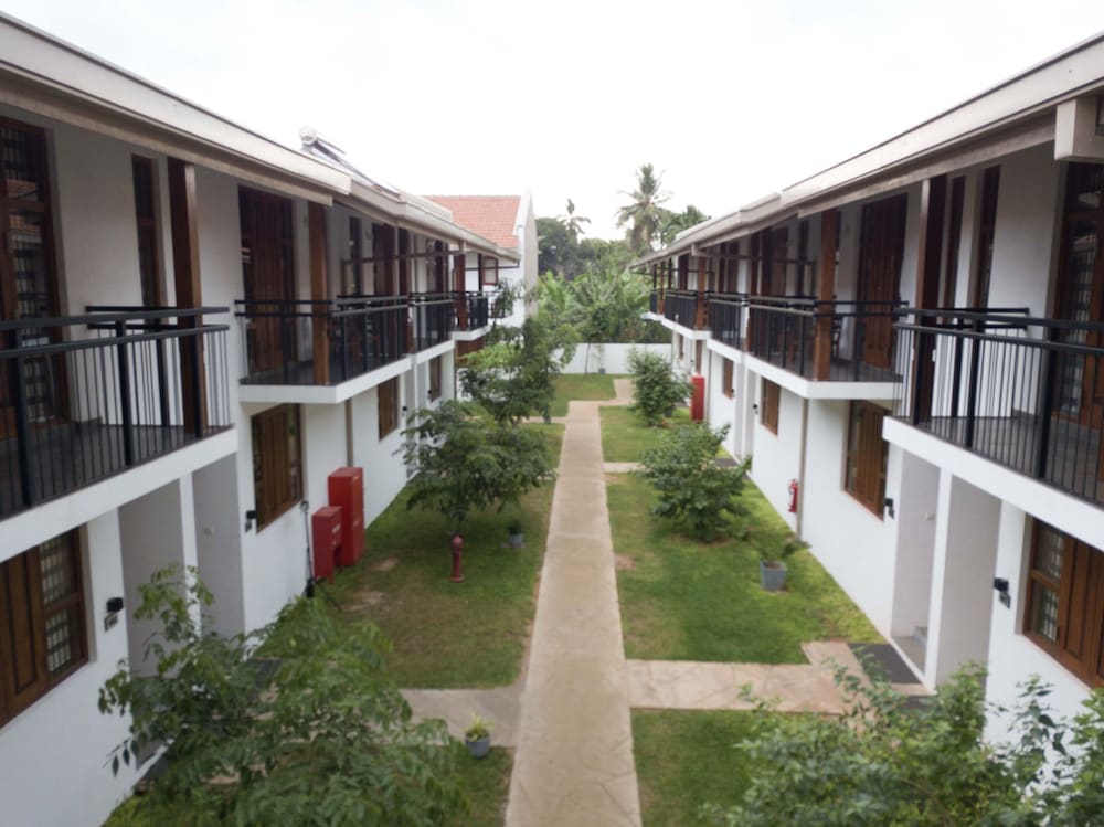 The Thinnai in Ariyalai